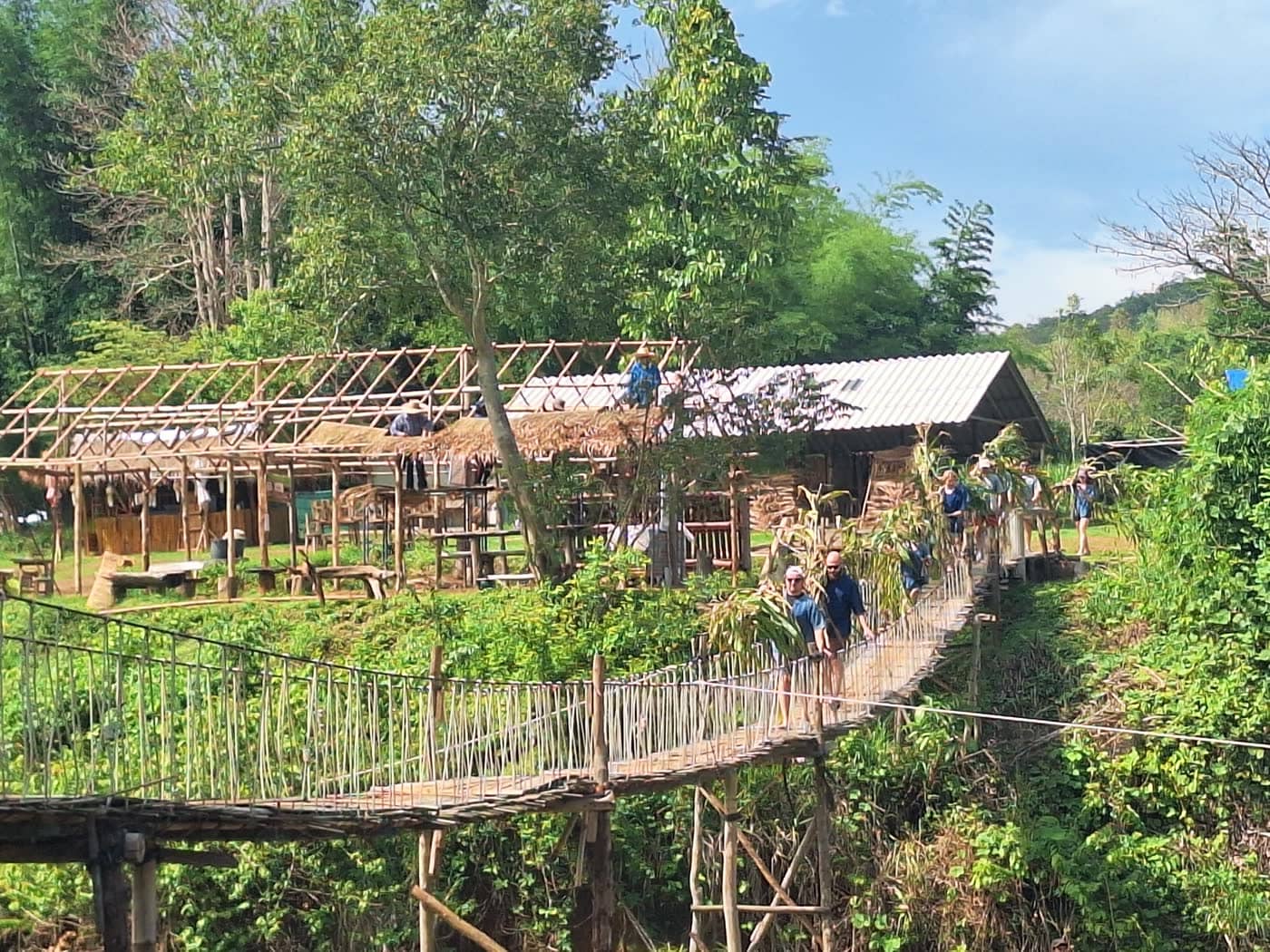 Scenic drive to Doi Inthanon foothills